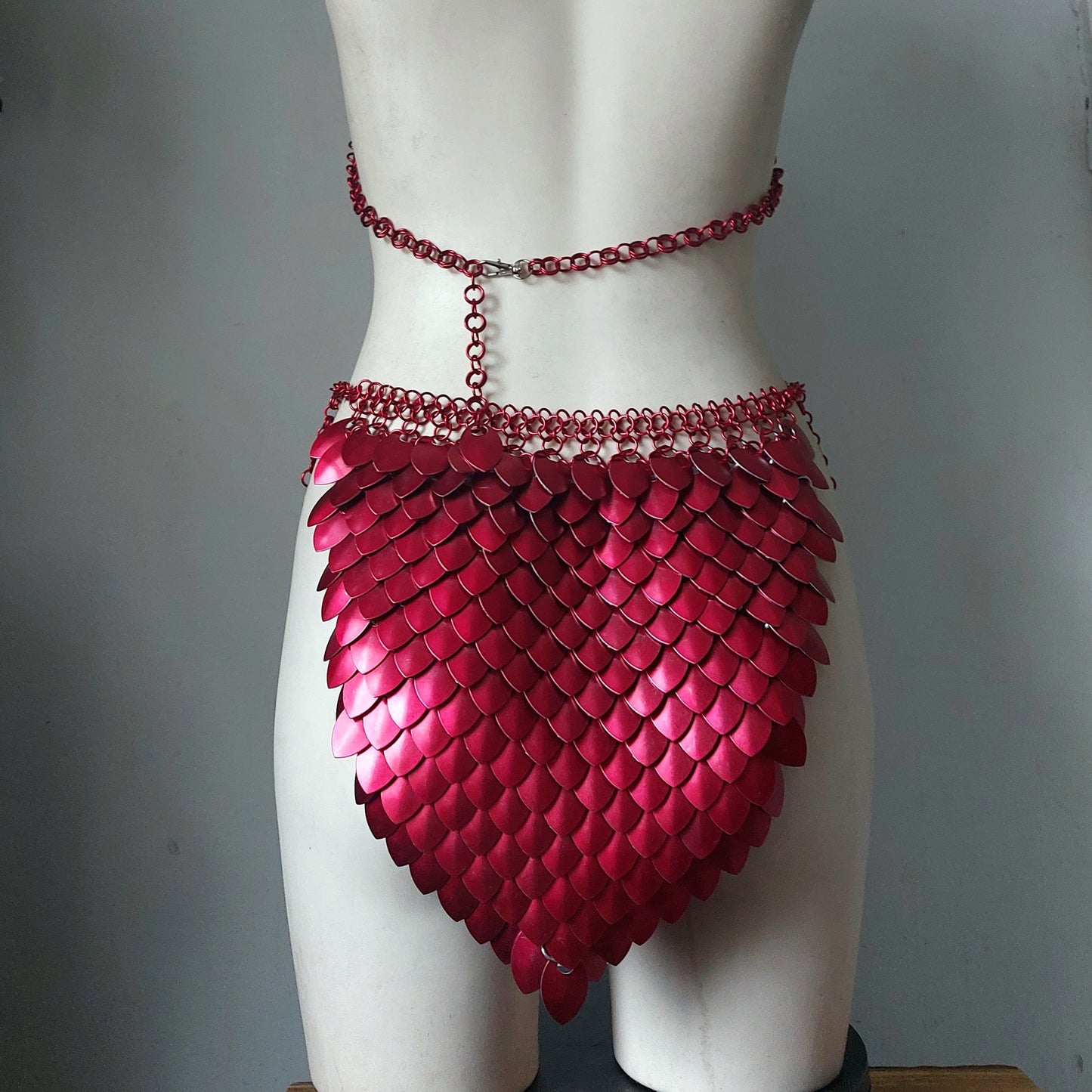 Red Dragon Queen Set
