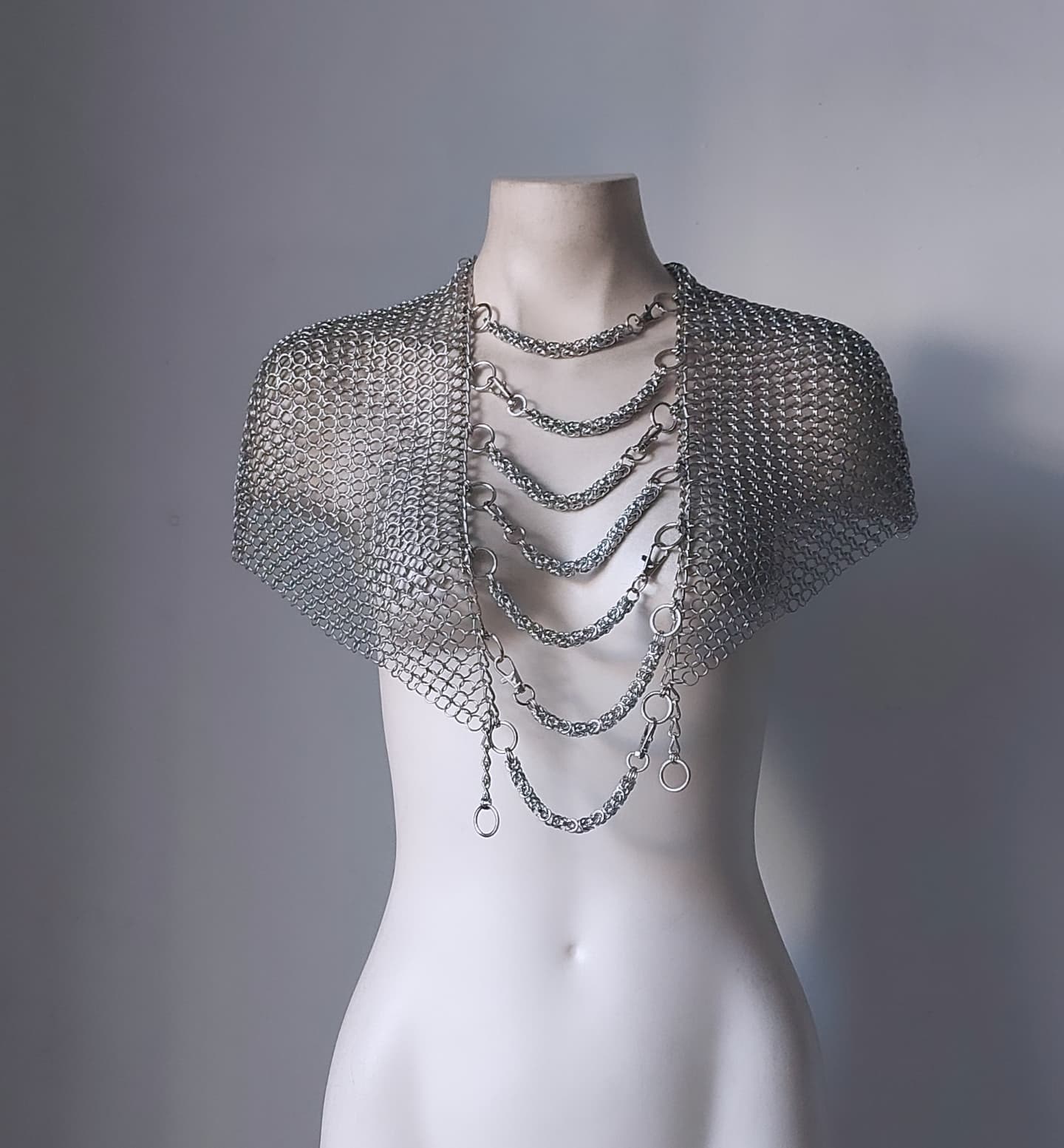 Chainmail Caplet Angled Shawl Armor