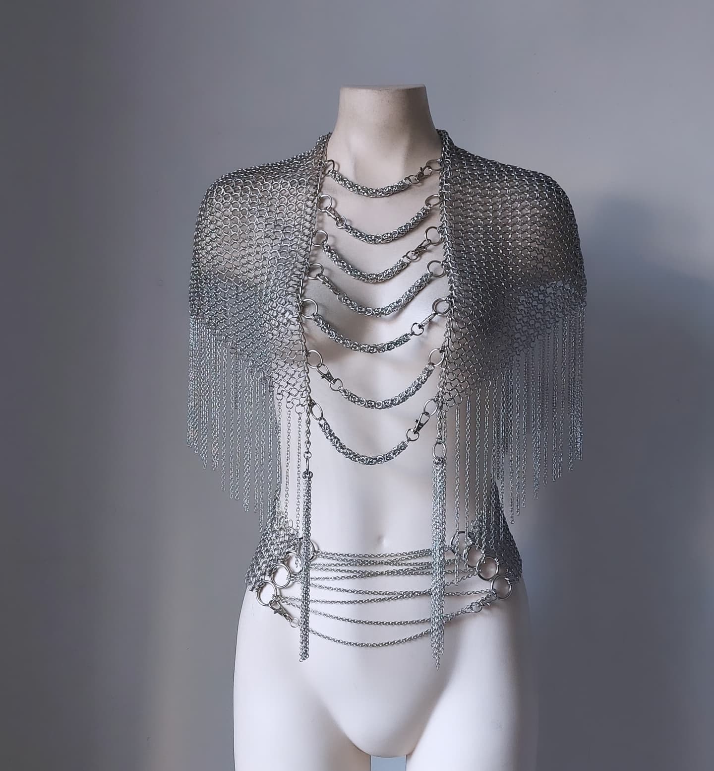 Chainmail Caplet Angled Shawl Armor