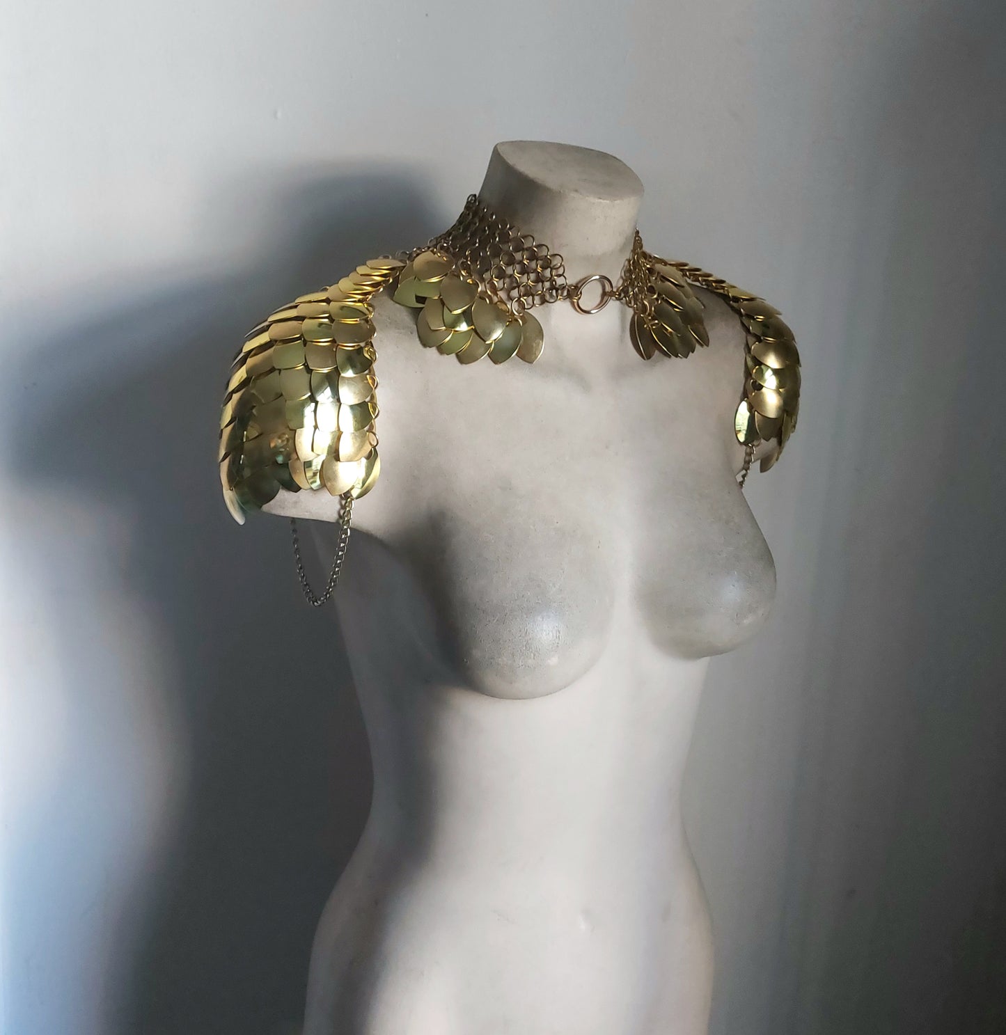 Brass & Liquid Gold Athena