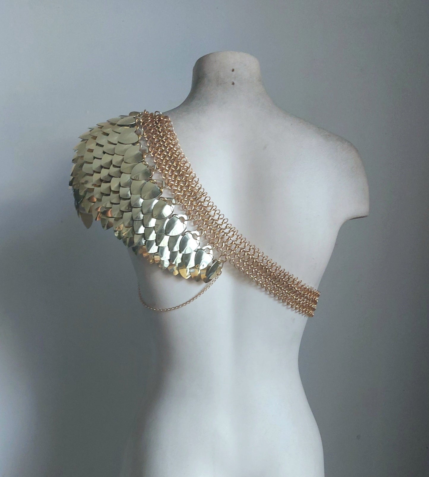 Deluxe Gold Gladiator Armor