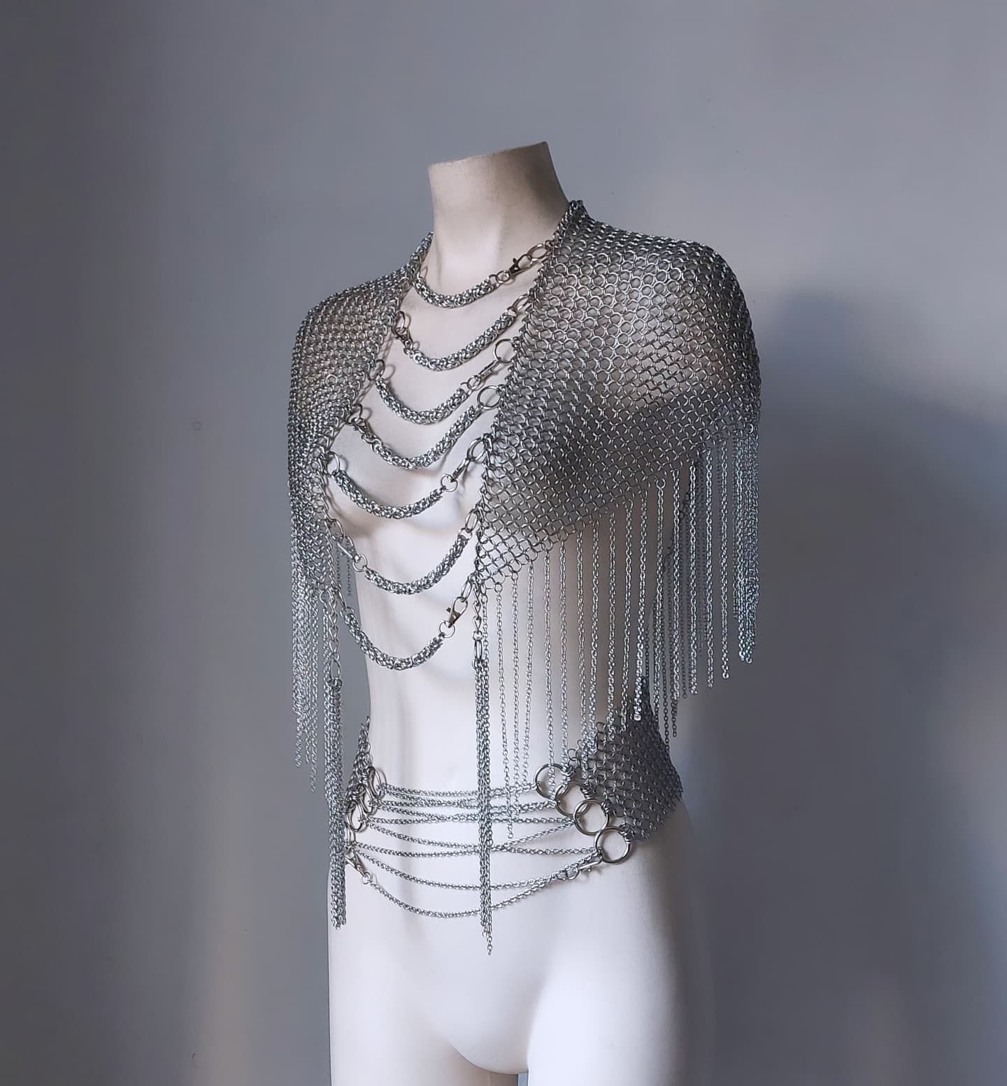 Chainmail Caplet Angled Shawl Armor