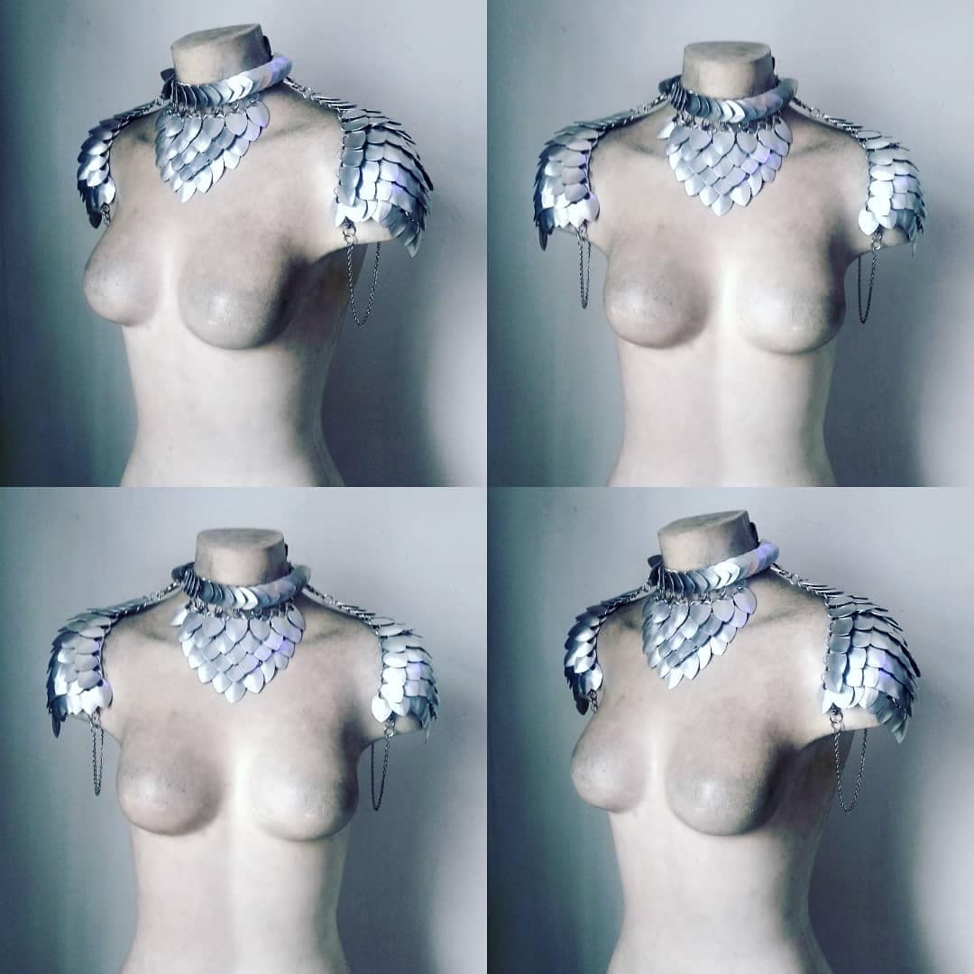 Minerva Shoulder Armor