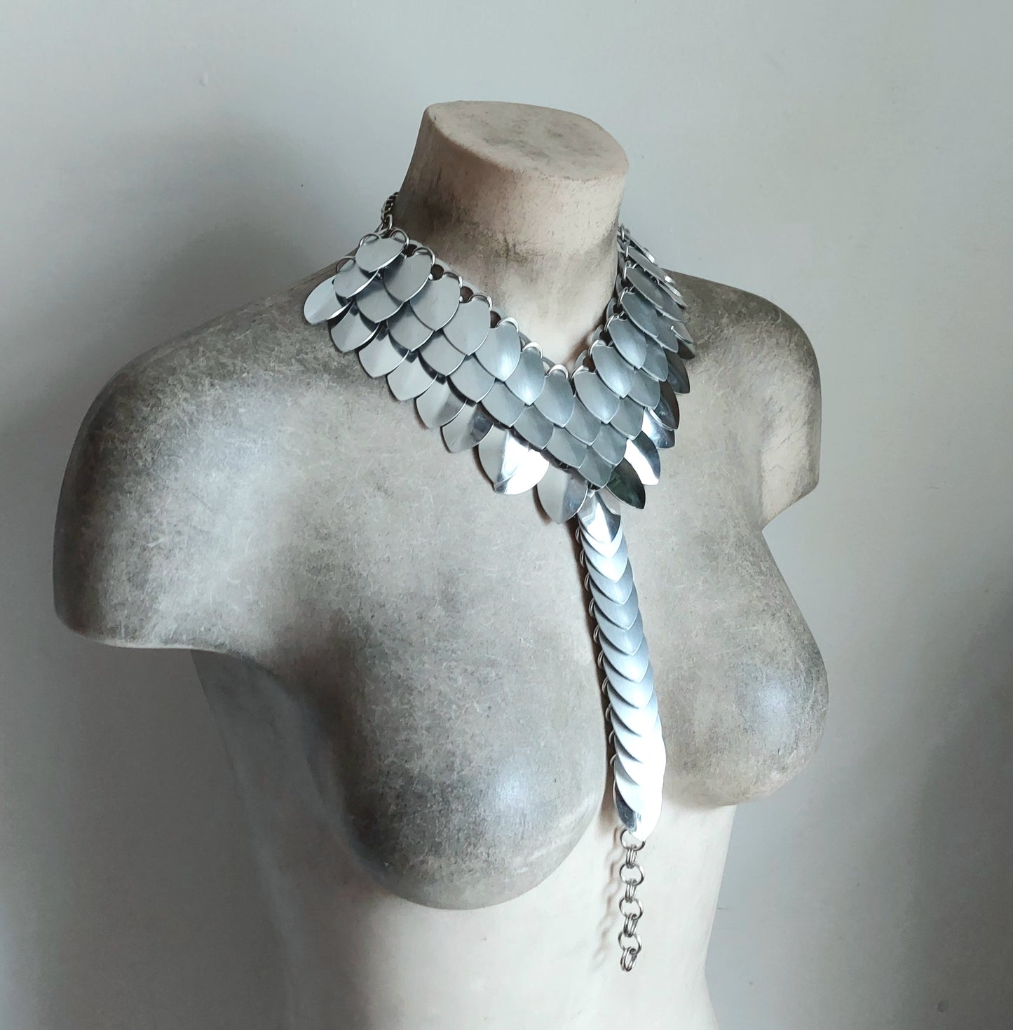 Titania Collar