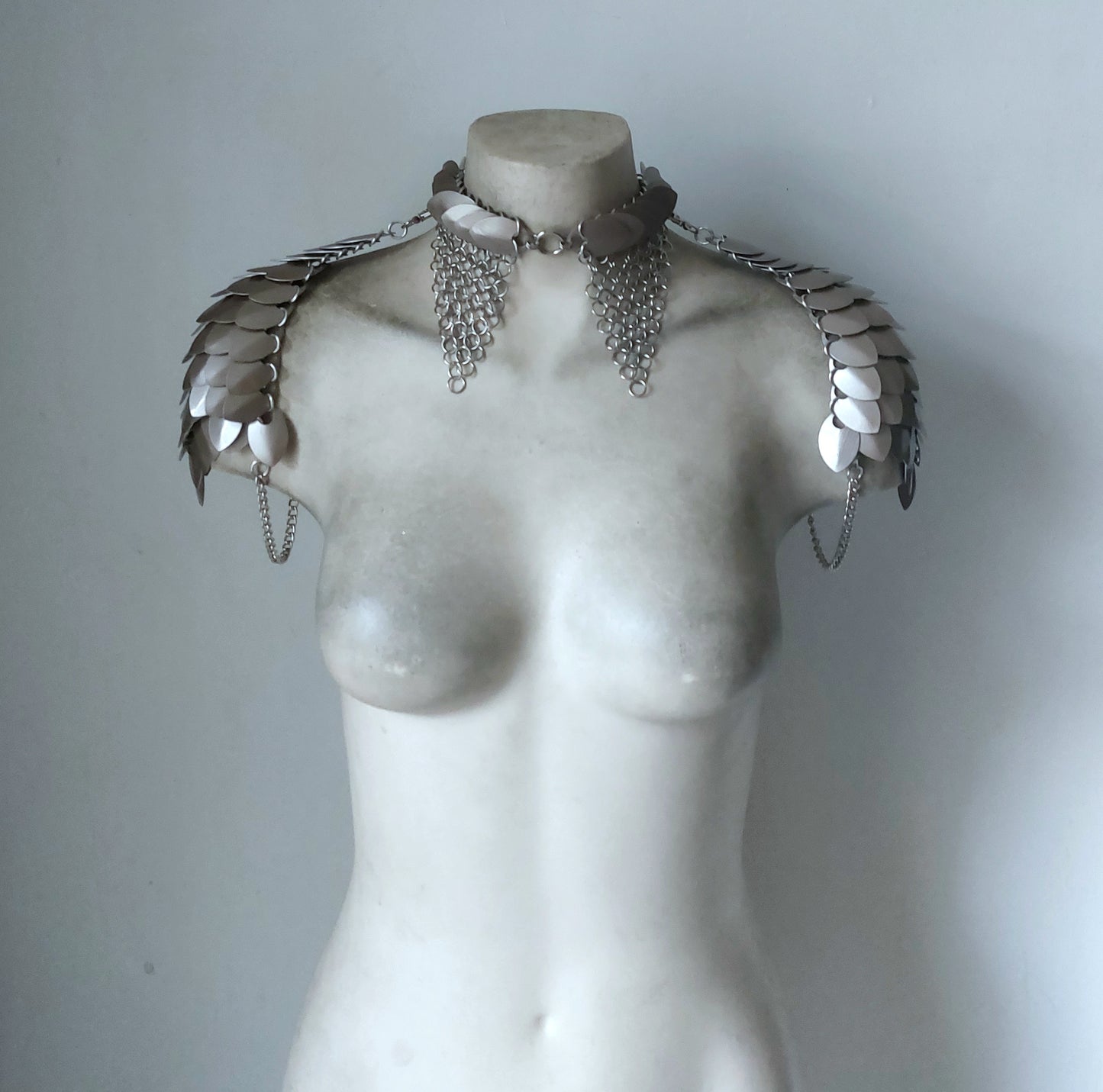 Mermaid Shoulder Armor