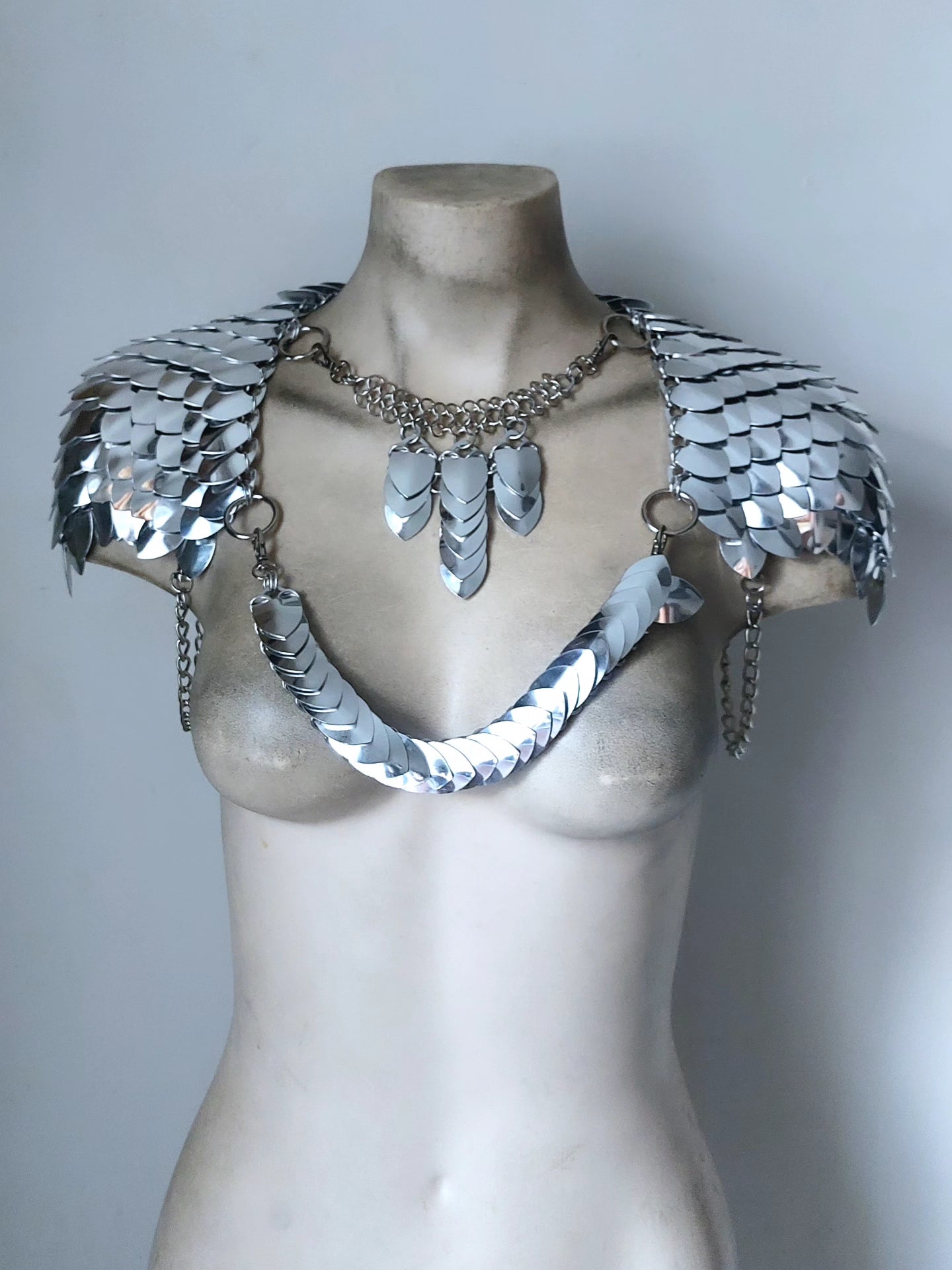 Gold Chainmail Ceasar Armor