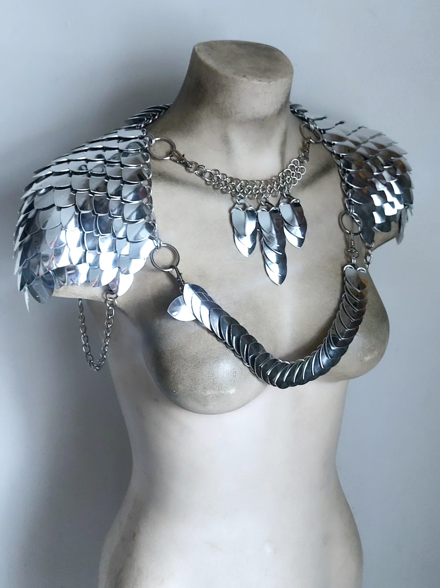 Gold Chainmail Ceasar Armor