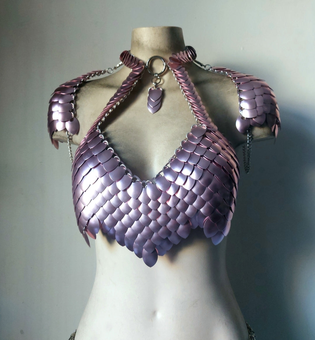 Royal Halter & Shoulder Armor