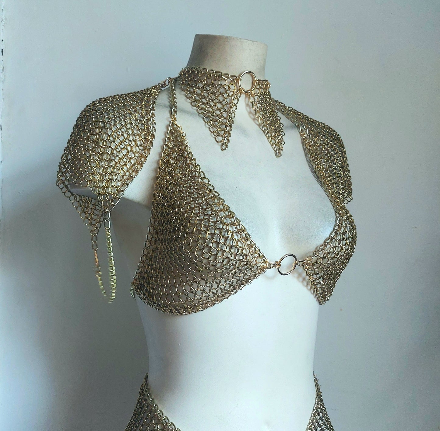 Selena Chainmail Armor Set