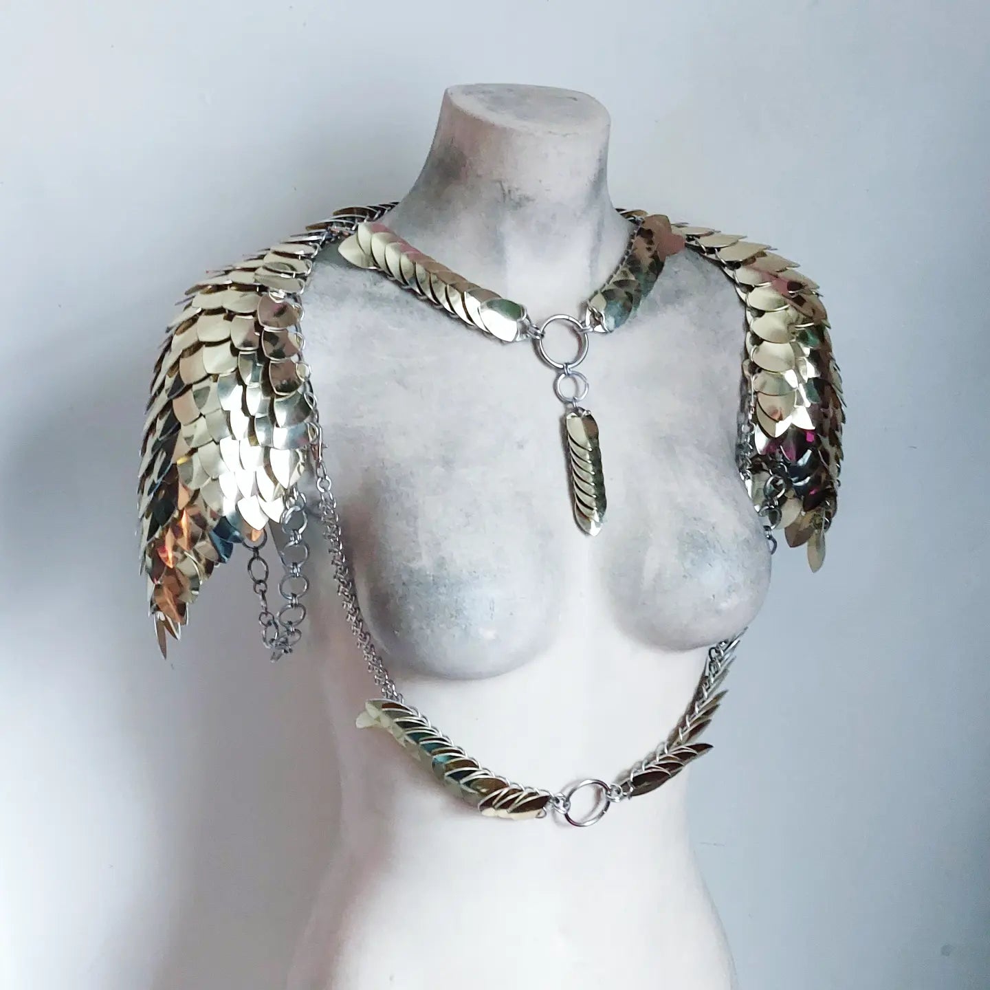 Falconer Shoulder Armour