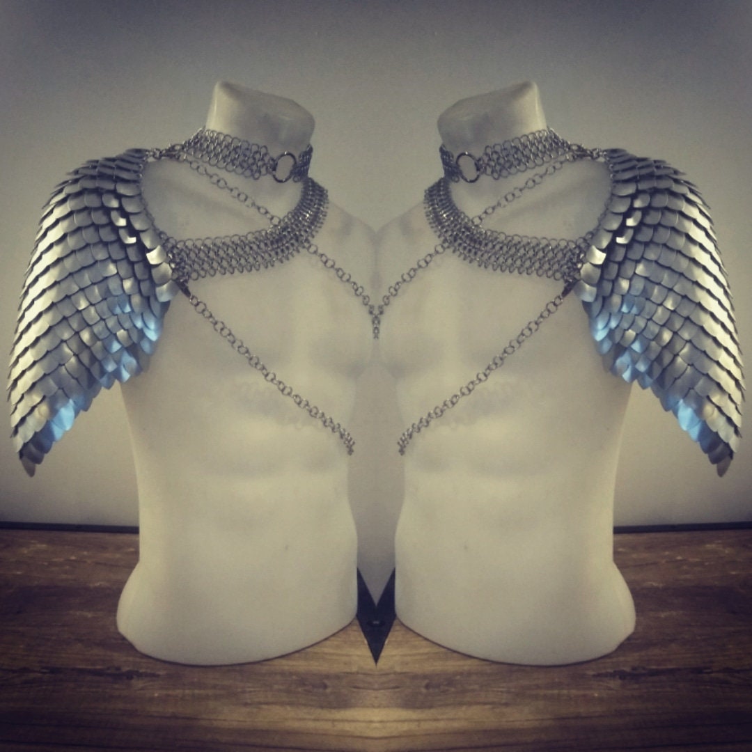 Odin One Shoulder Armor
