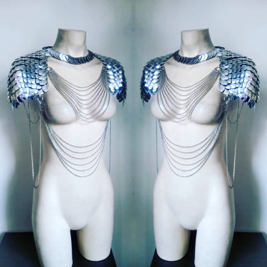 Deluxe Scalemail Chainmail Chain Harness Shoulder Pauldrons
