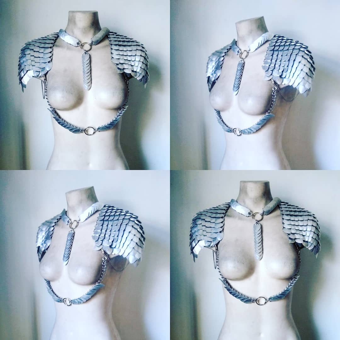 Falconer Shoulder Armour