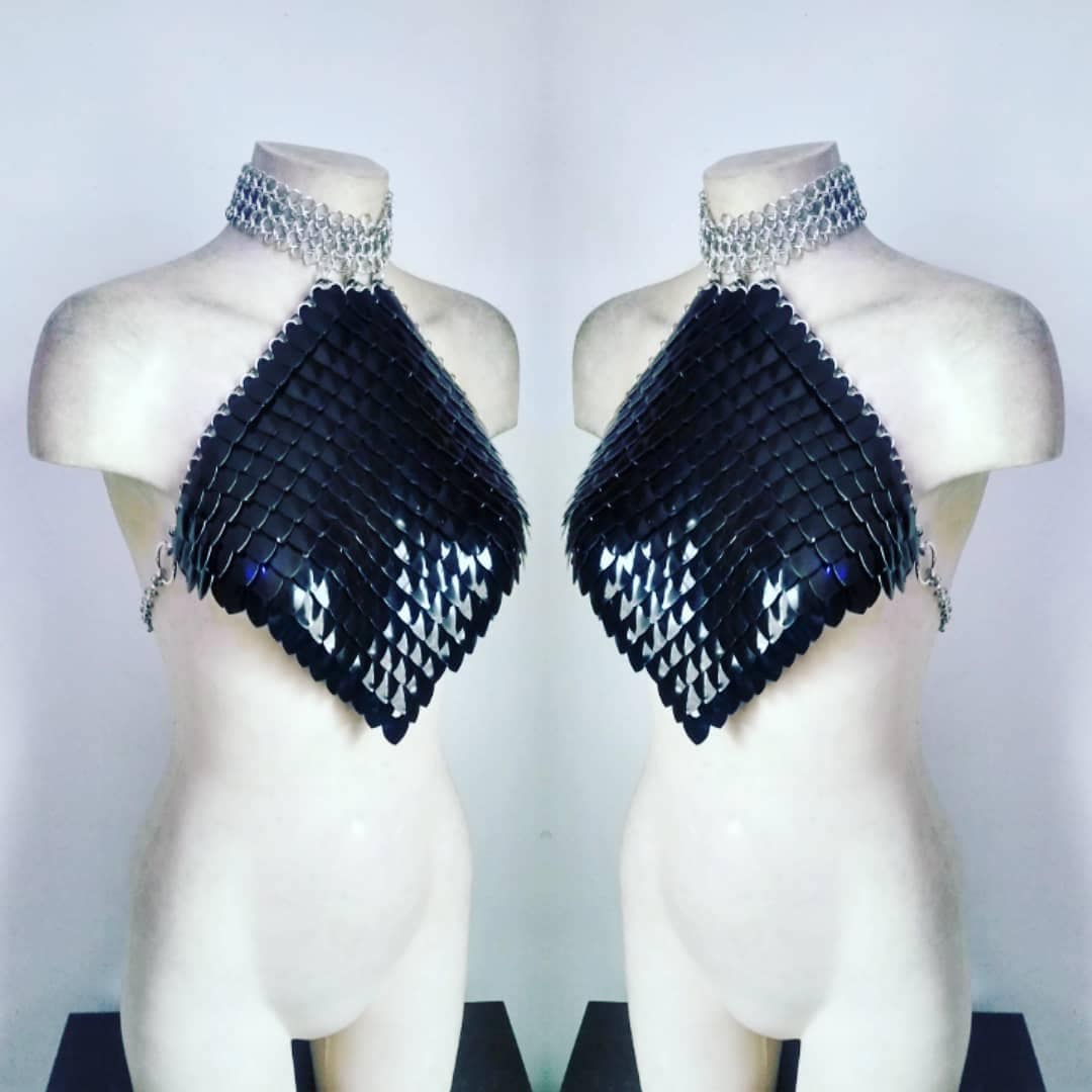 Red Sonya High Collar Armor