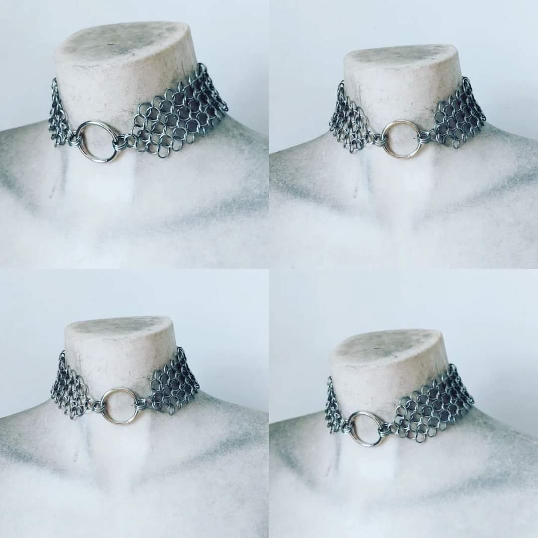 Black O Ring Choker Collar, Thin Faux Leather Choker, Gothic Jewelry, 90s Goth O Ring Necklace, Studded Punk Jewelry Black O Ring Choker Collar, Thin Faux Leather Choker, Gothic Jewelry, 90s Goth O Ring Necklace, Studded Punk Jewelry